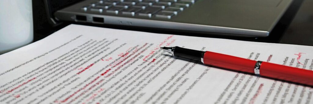 誤字脱字がないように確認する