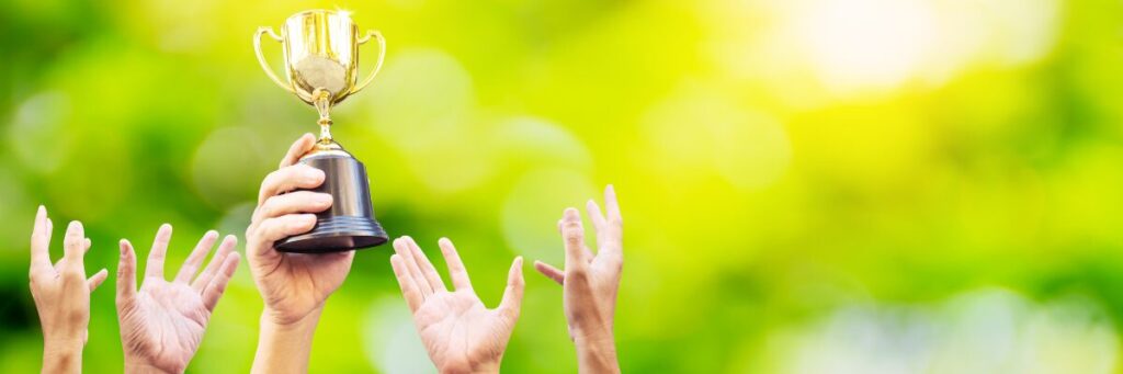 実績は具体的に示す