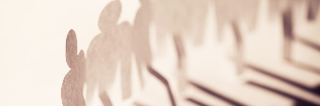 SNSやコミュニティでライター仲間を探す